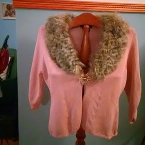 Sweater jacket removable collar